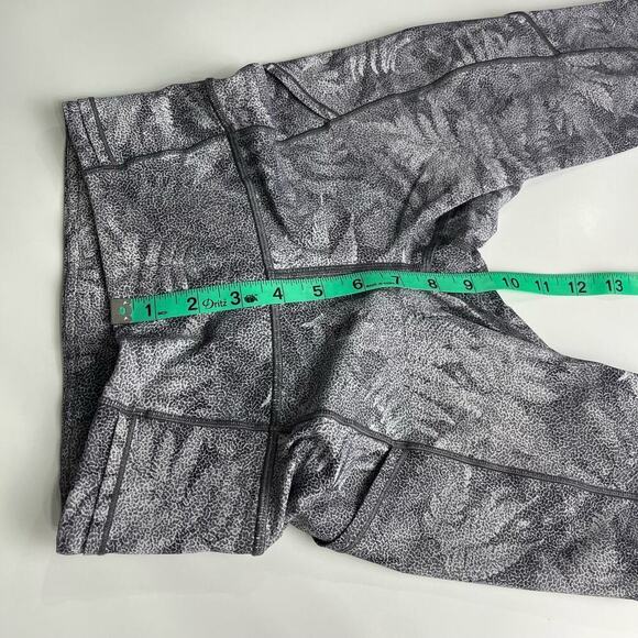 Lululemon Sz 4 Fast & Free Crop (19") Kindred Spirit Alpine White Multi W6AGGS - Picture 8 of 14